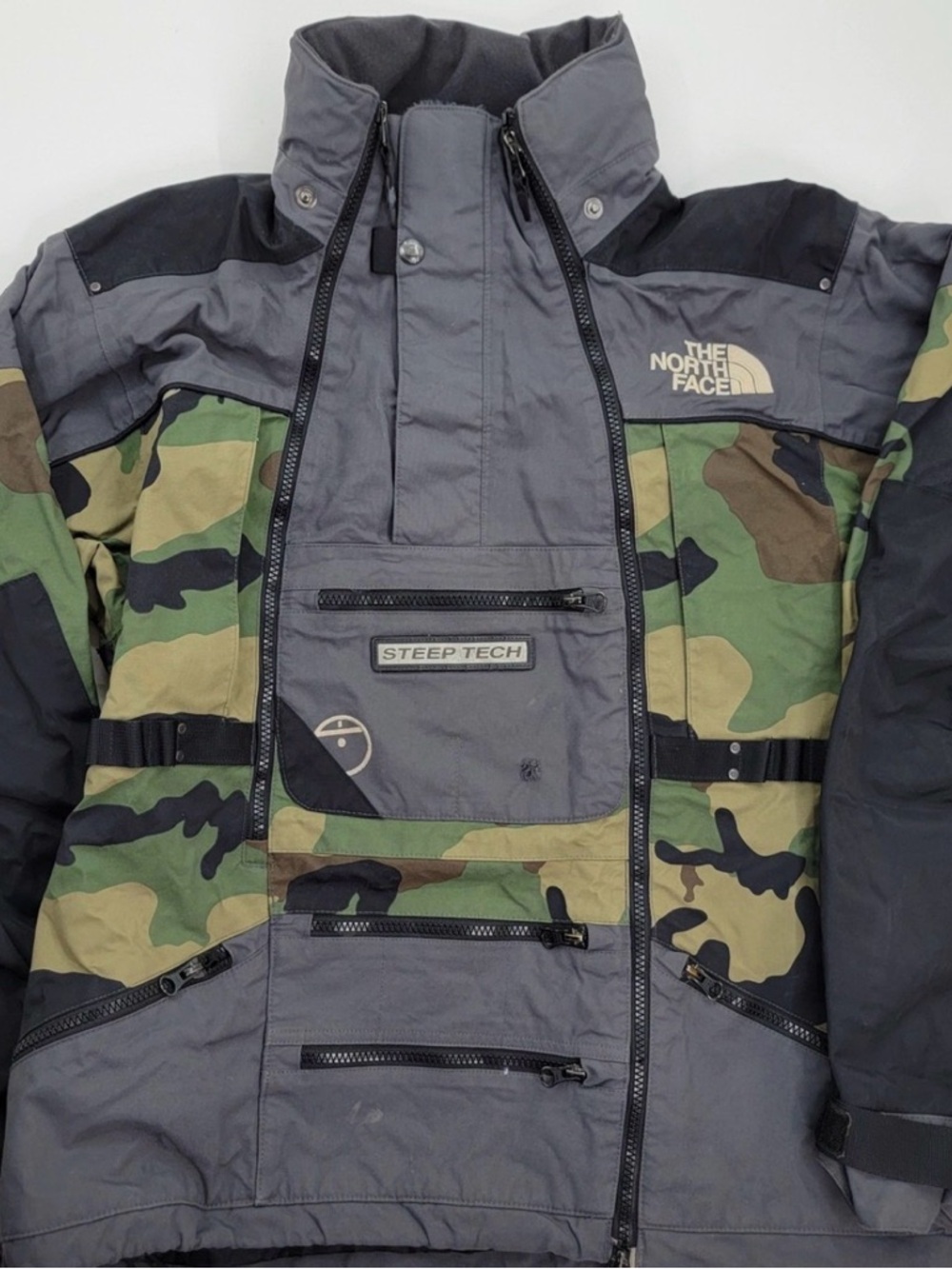 The North Face X Macy's Exclusive Steep Tech Camo Jacket - LARGE - Picture 4 of 6